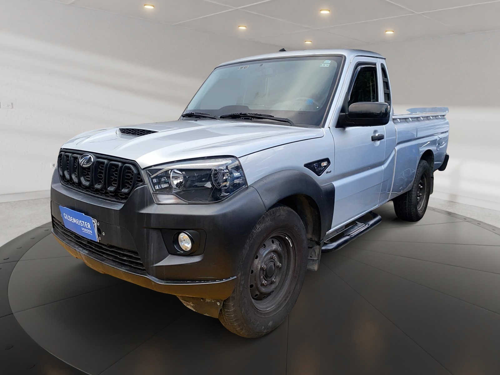 MAHINDRA PIK-UP