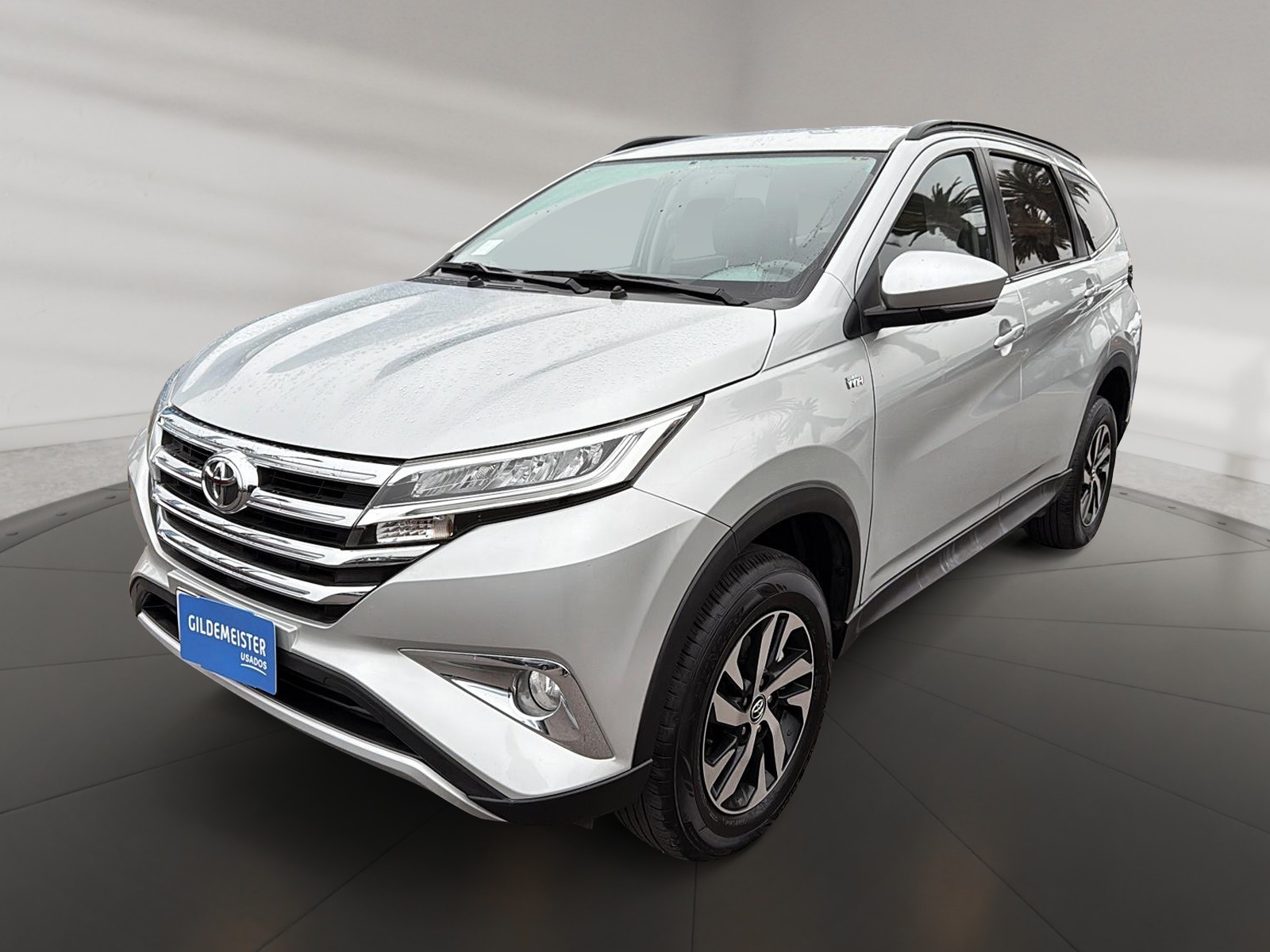 TOYOTA RUSH