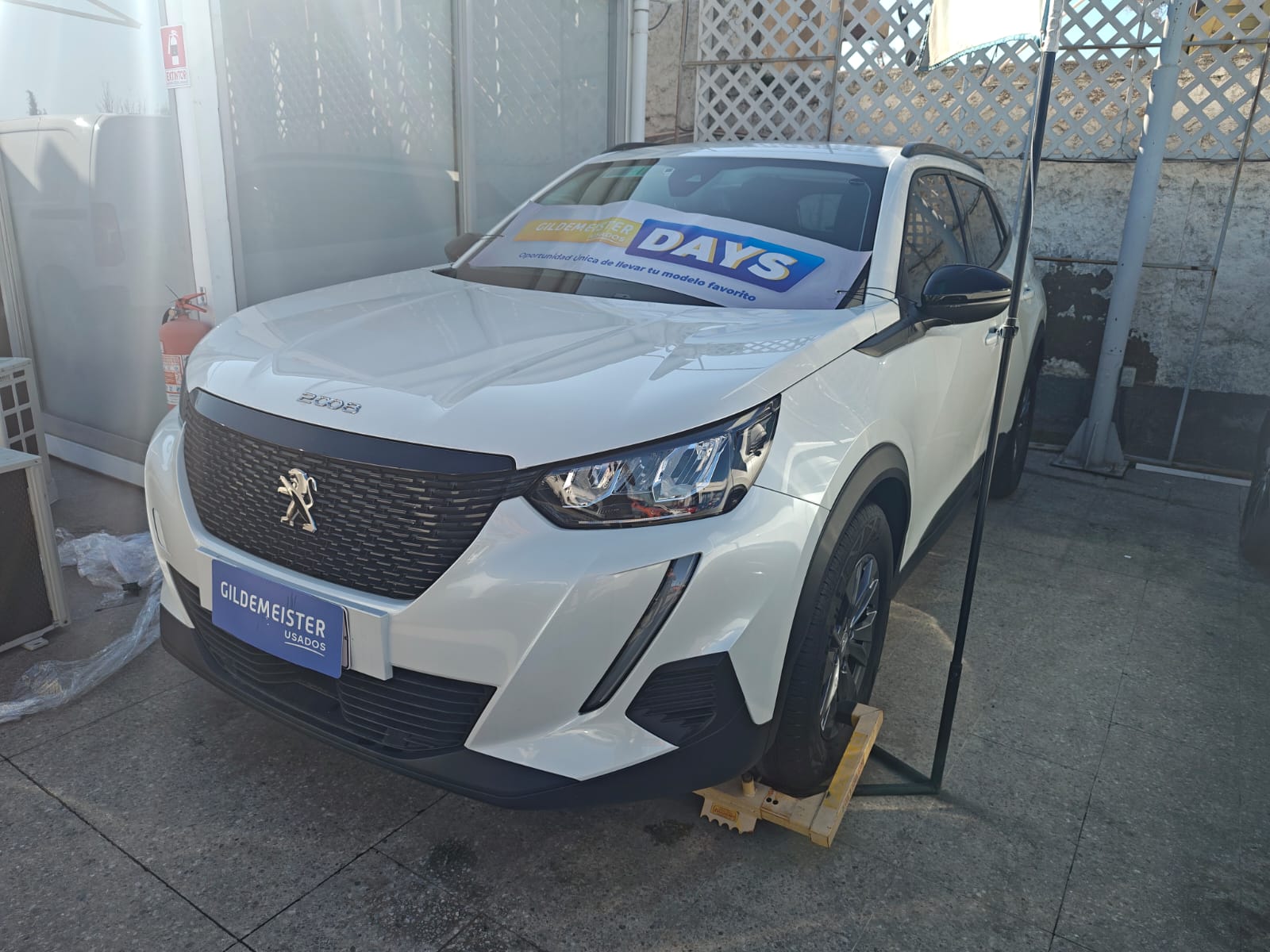 PEUGEOT 2008 P2