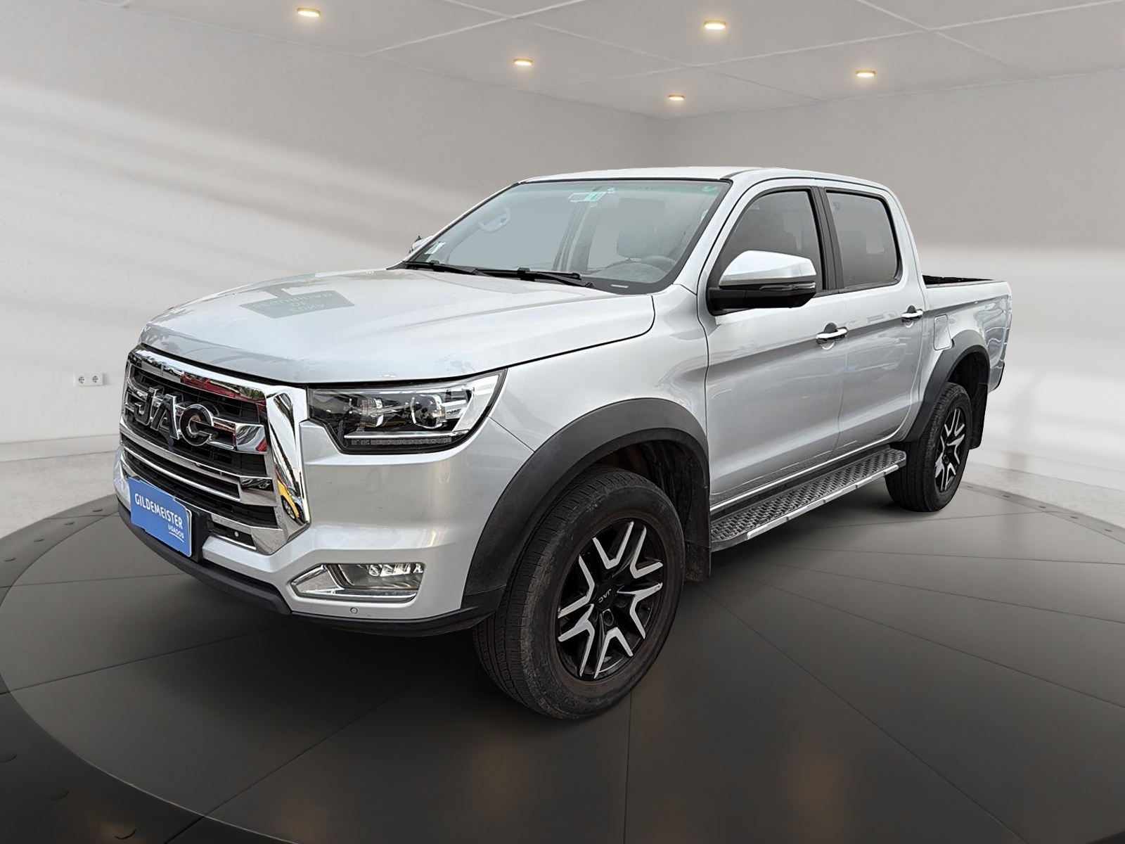 JAC T8