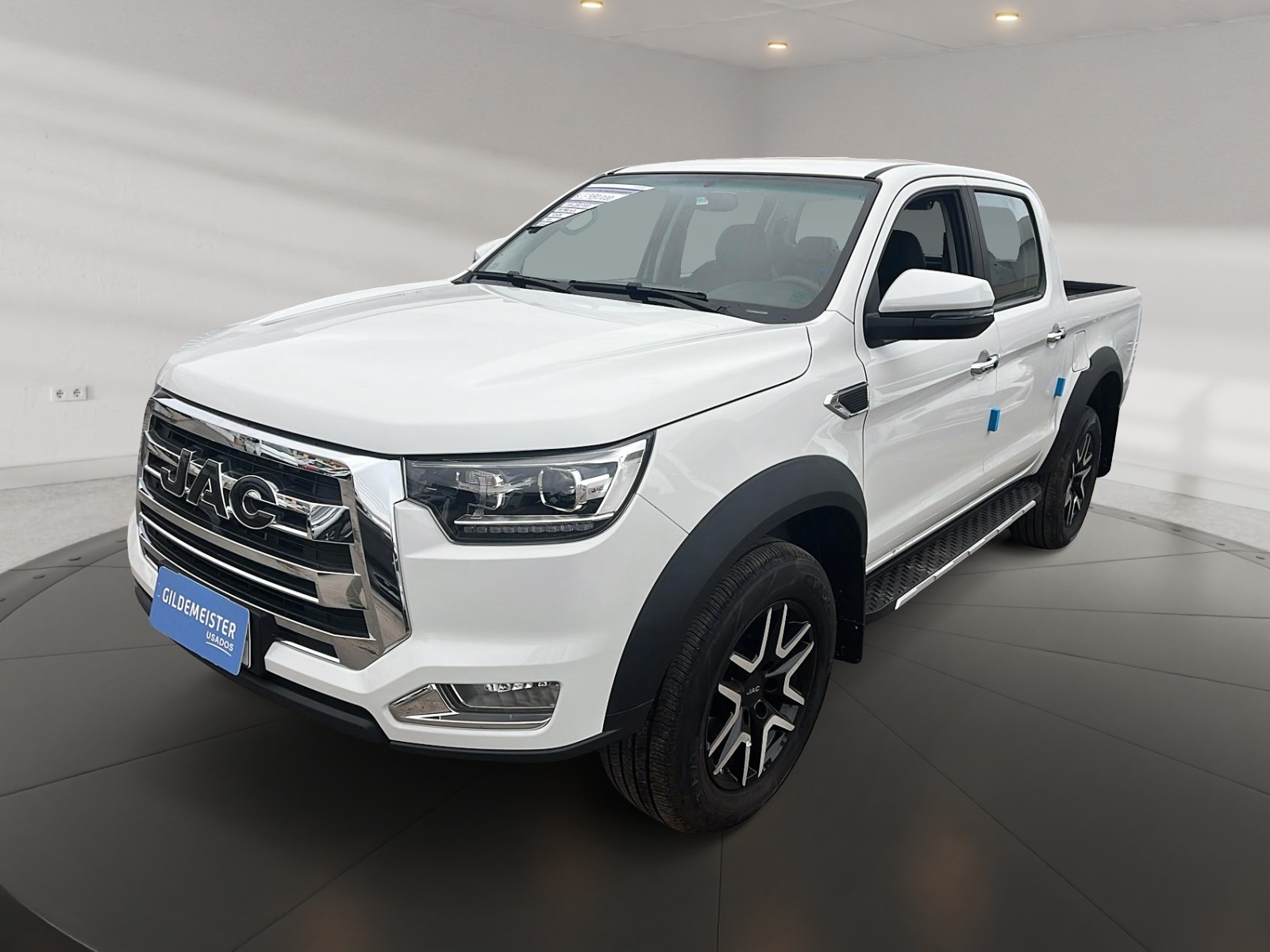 JAC T8