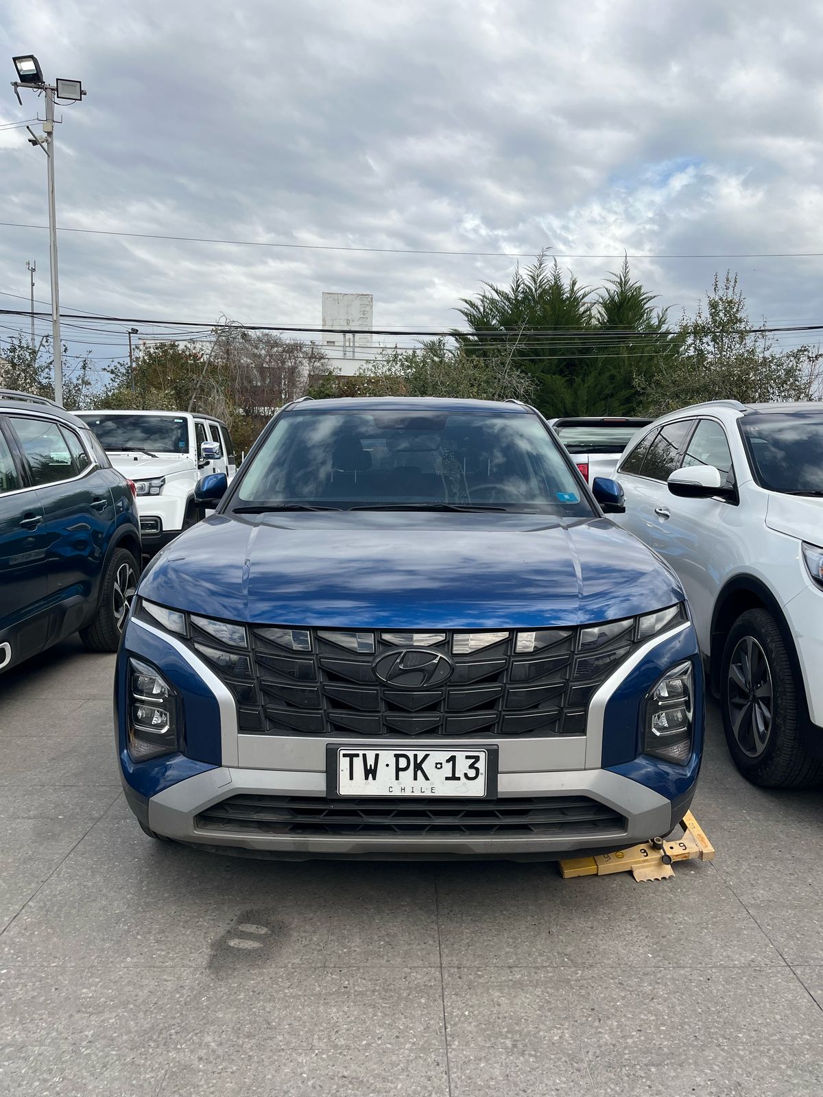 HYUNDAI 