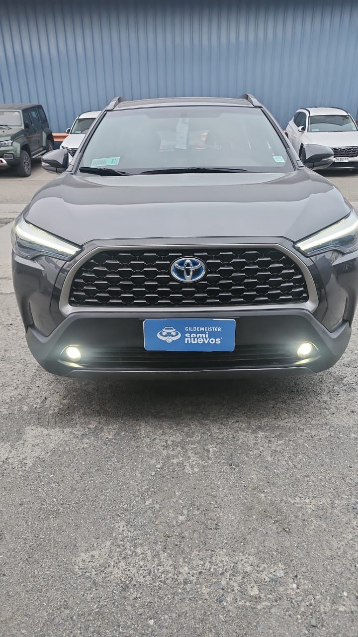 TOYOTA COROLLA CROSS