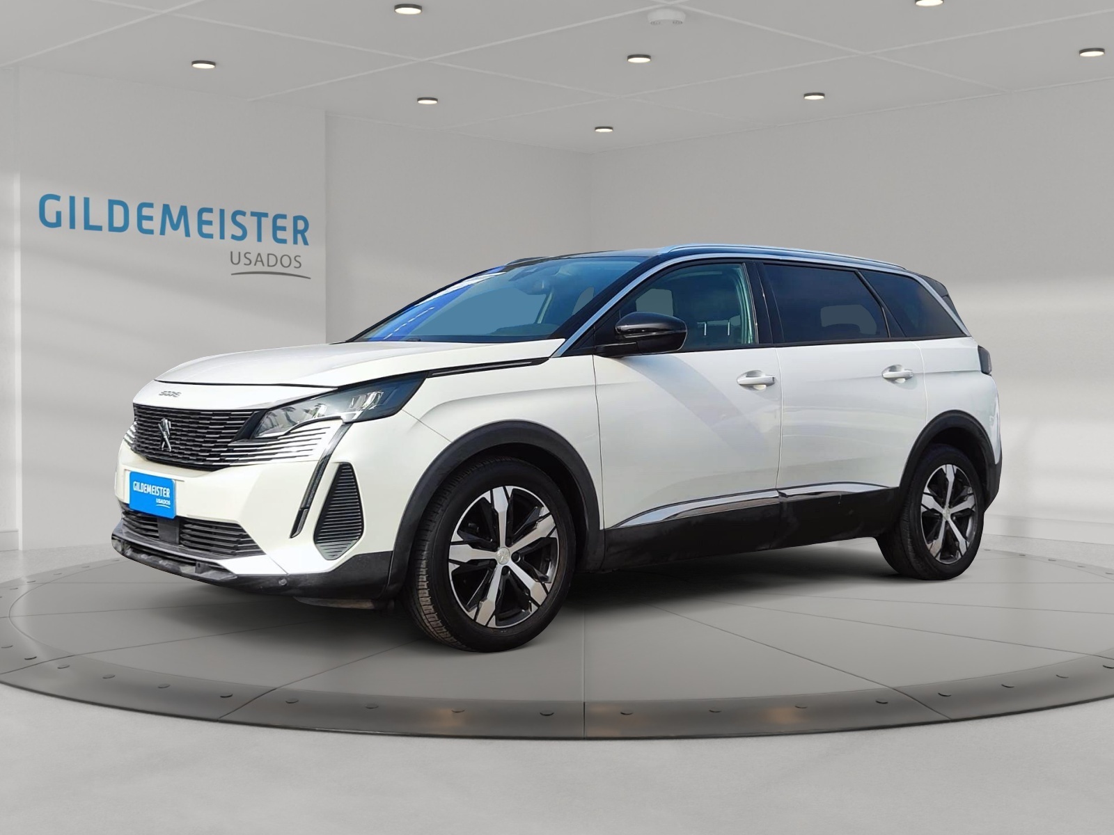 PEUGEOT 5008