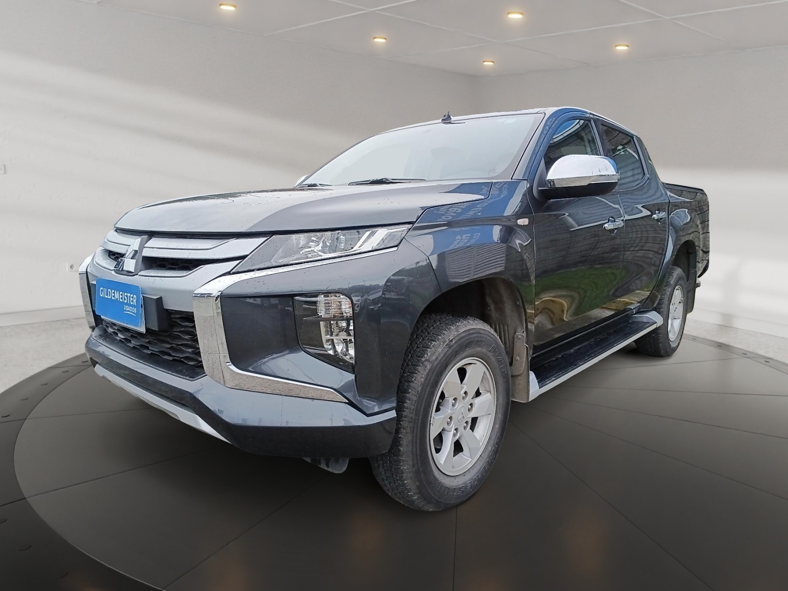 MITSUBISHI 