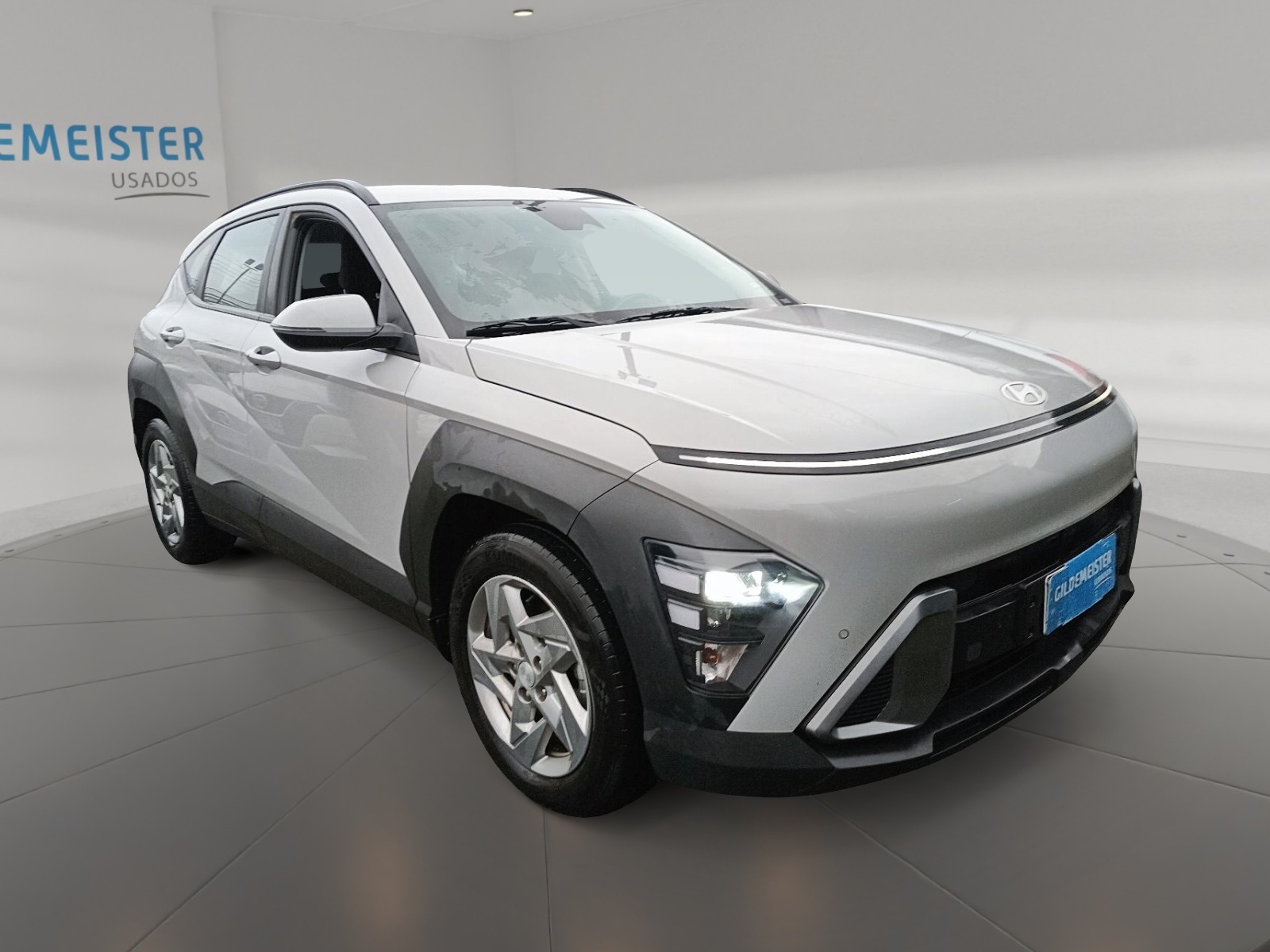 HYUNDAI 