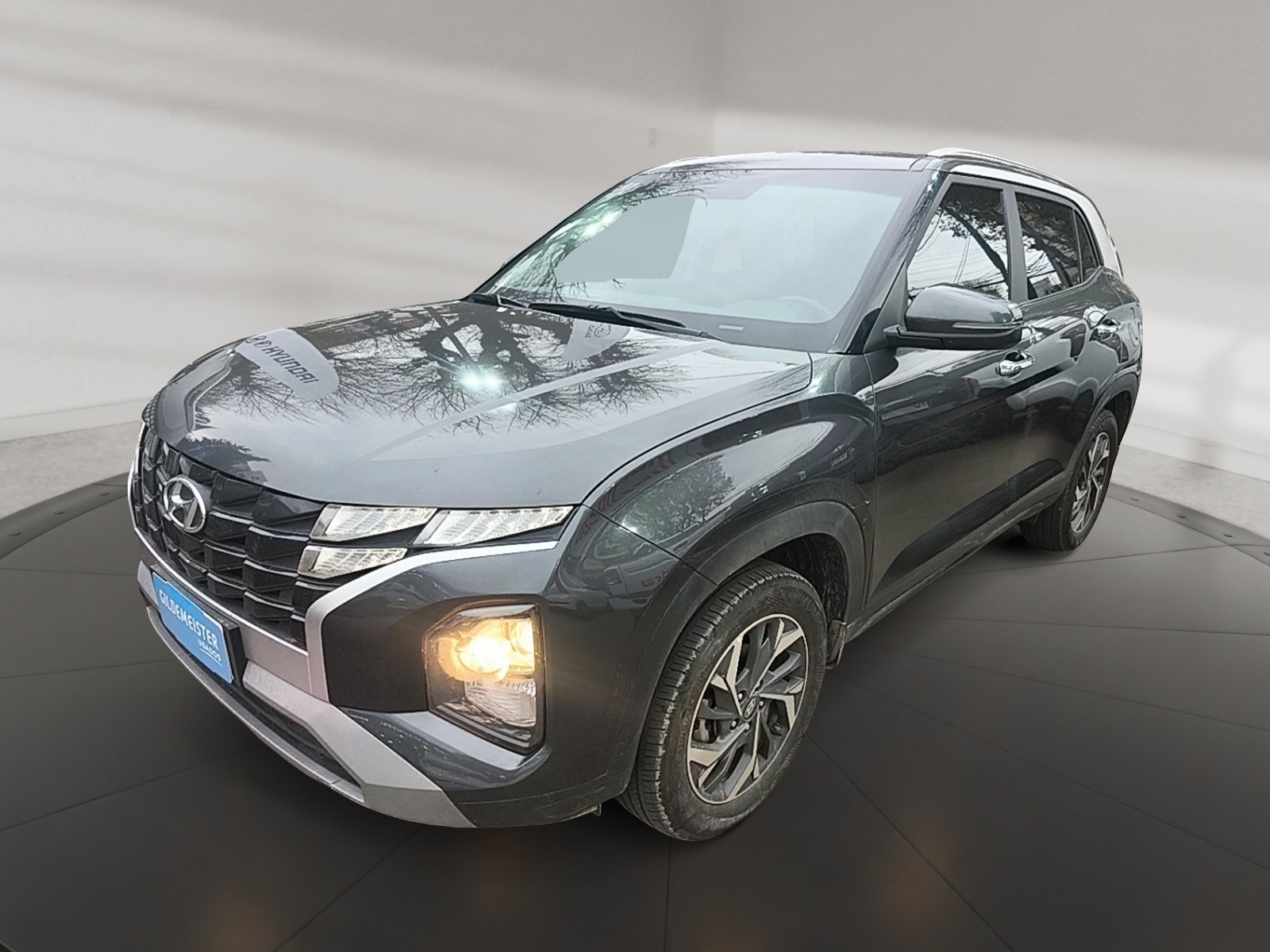 HYUNDAI 