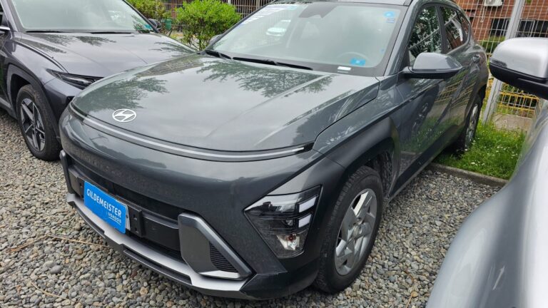 HYUNDAI 